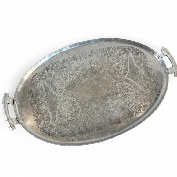 Hammered Aluminum, Poor Mans Silver Oval Handeled Serving Tray circa 30-50s - Picture 1 of 6